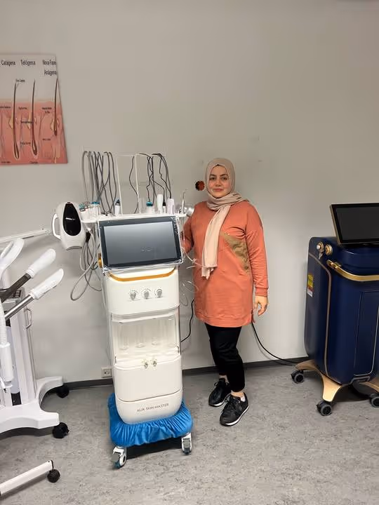Esra Y. — Skin Care Studio · Germany